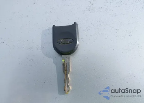 2006 Ford Escape Xls/Xls Manual z USA, uszkodzony, nr VIN 1FMYU02Z36KD17251